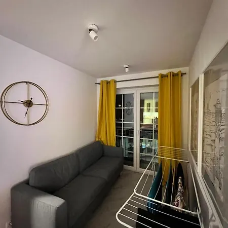 Przestronny I Nowoczesny Apartamento Puck