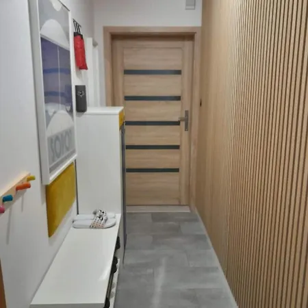 Przestronny I Nowoczesny Apartment