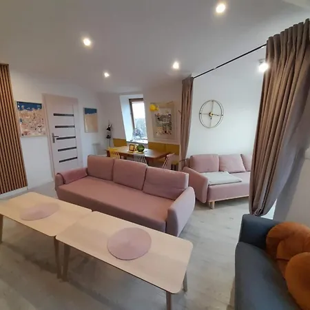 Przestronny I Nowoczesny Apartamento Puck