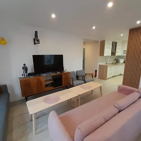 Apartment Przestronny I Nowoczesny *