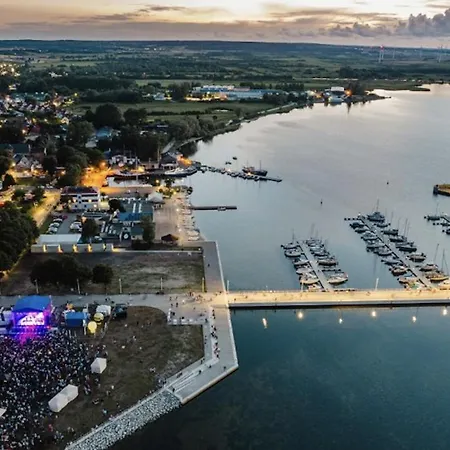 Przestronny I Nowoczesny * Puck