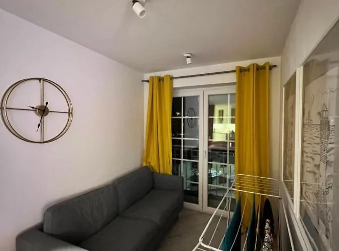 Przestronny I Nowoczesny Appartement Puck